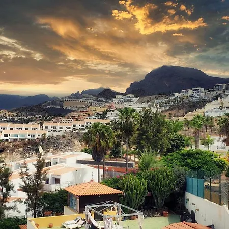 Warm, Cozy And Comfortable Lejlighed *